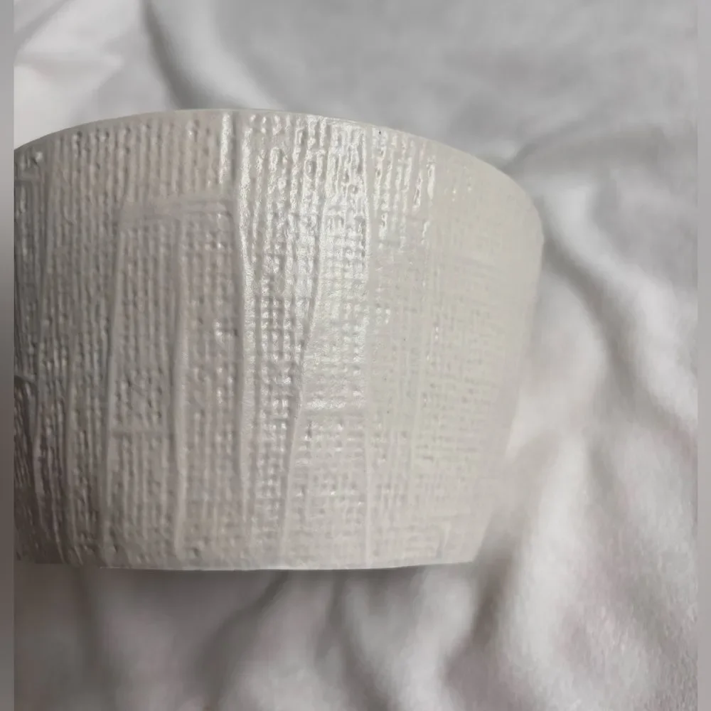 Textured Ceramic Planter / Bowl - White